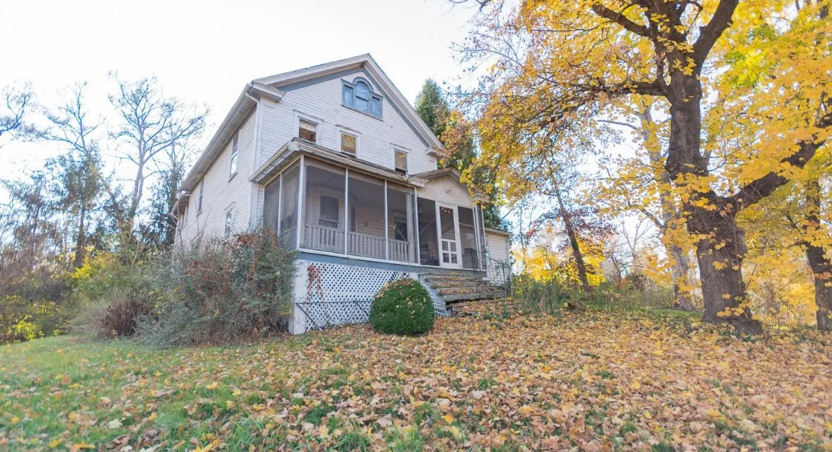 Unique Sale of Two Homes in Falling Waters