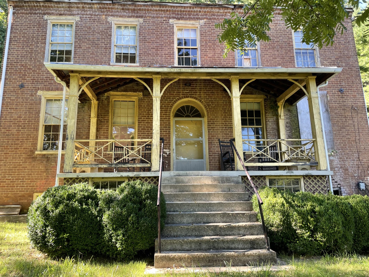 Circa 1800 Beauty in Natural Bridge