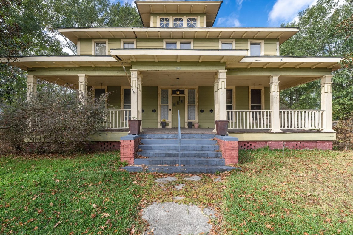 Large Multi-Unit in Hattiesburg