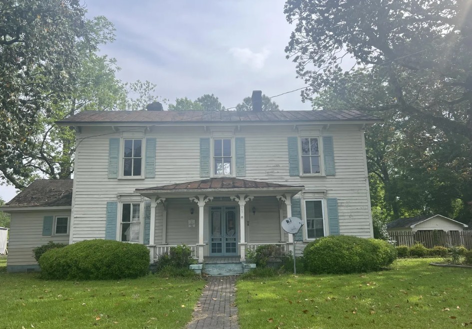 Salisbury Jones House in Hamilton