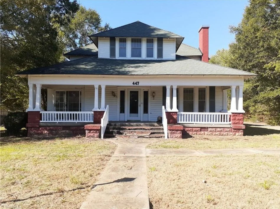 Step Inside This 1915 Gem in Eden, NC