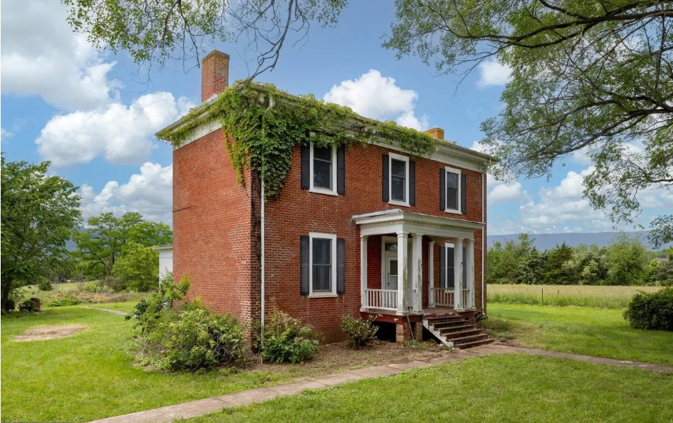 Rare Historic Riverfront Farm