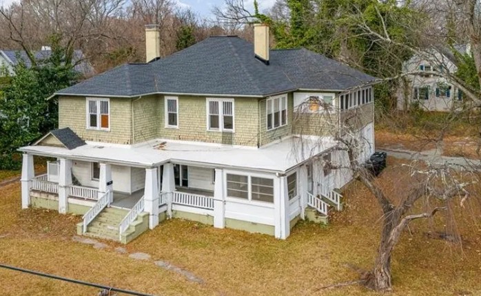 The Historic Cicero Holt House