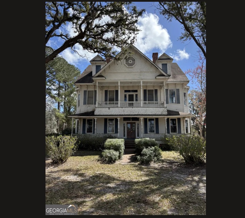 Exploring The Peagler House