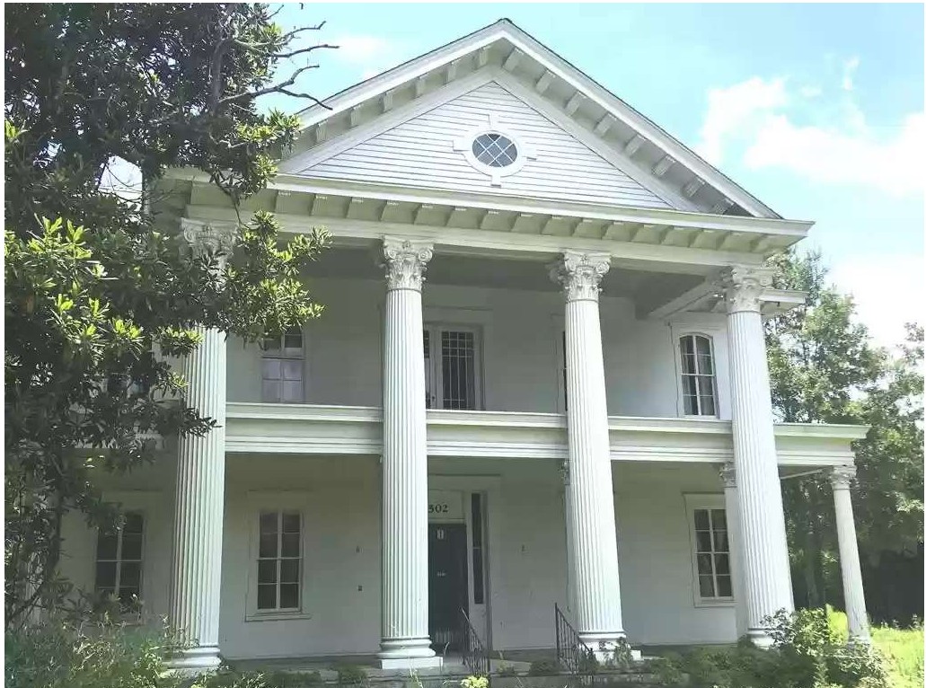 Magnolia Manor, A Brookhaven Landmark