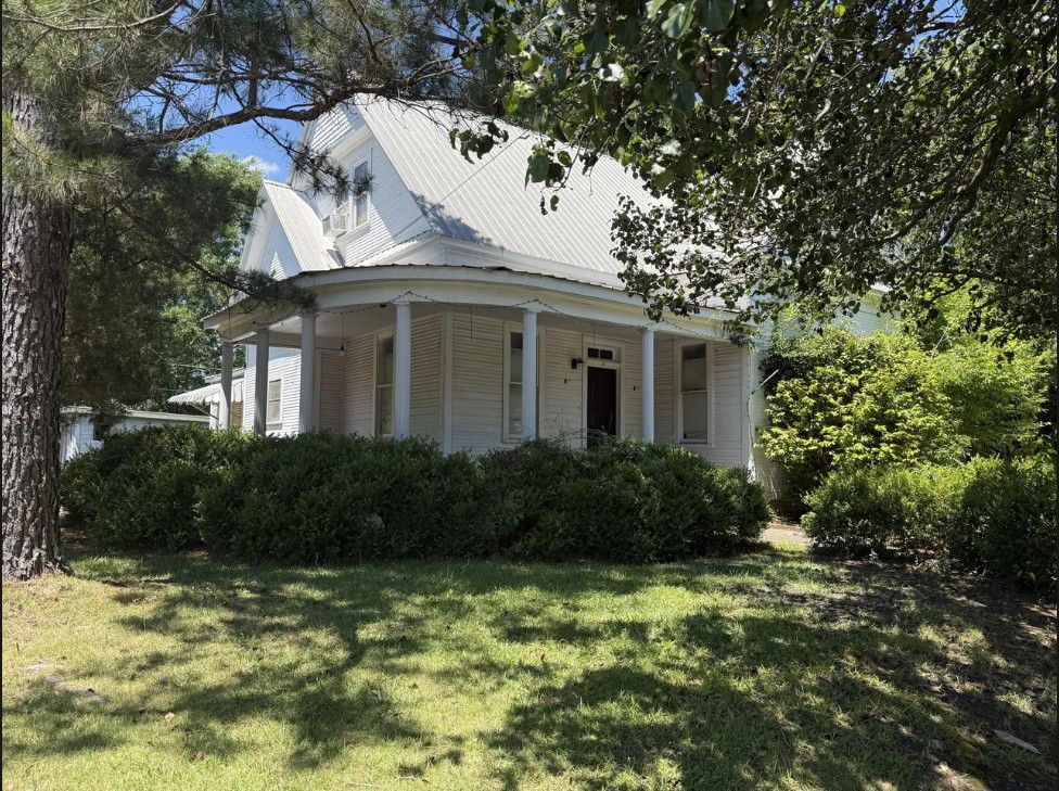 Invest In Laurel Opposite Daphne Park